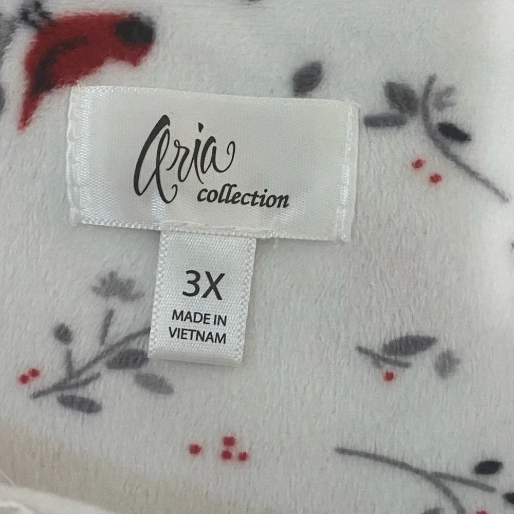 Aria Nightgown 3X White Red Cardinals Extremely Soft Long Sleeve Grannycore - Picture 4 of 9